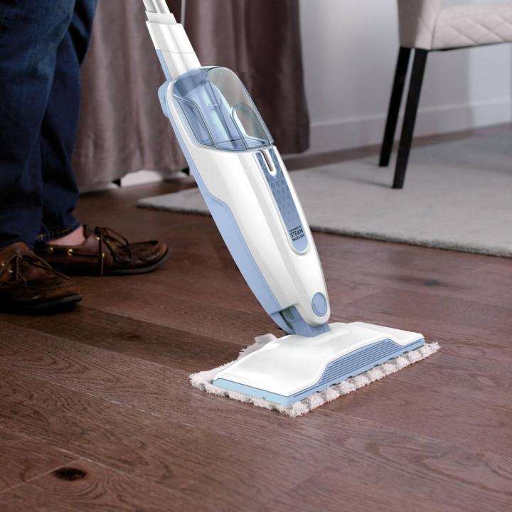 Lightweight-Mop-Shark-Steam-Mop.jpg