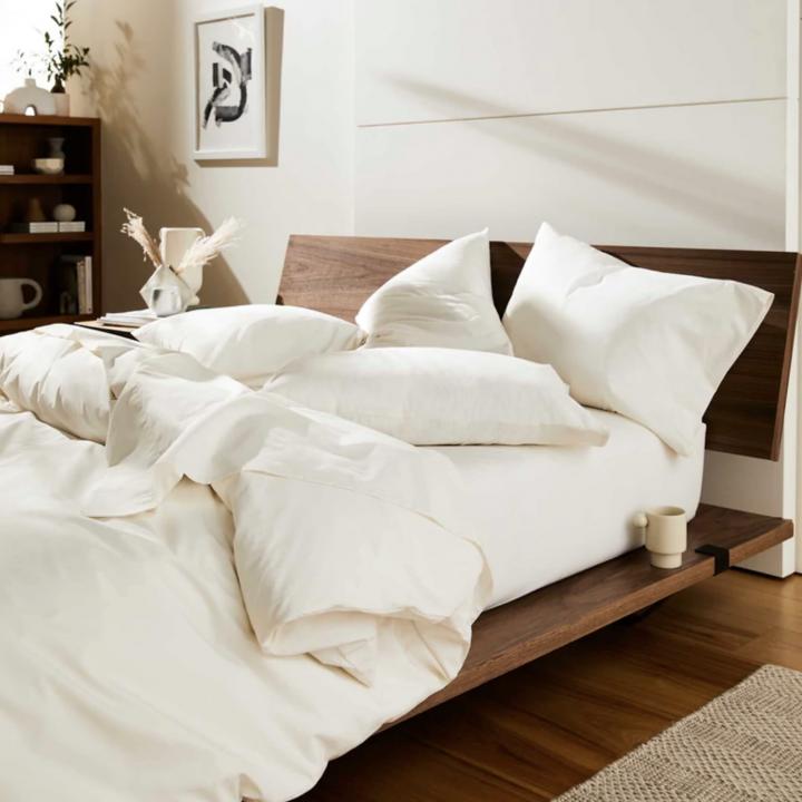 Soft-New-Bedding-Brooklinen-Classic-Core-Sheet-Set.png