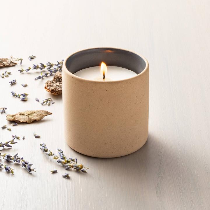 Calming-Candle-Oak-Lavender-Natural-Clay-Seasonal-Candle.jpg