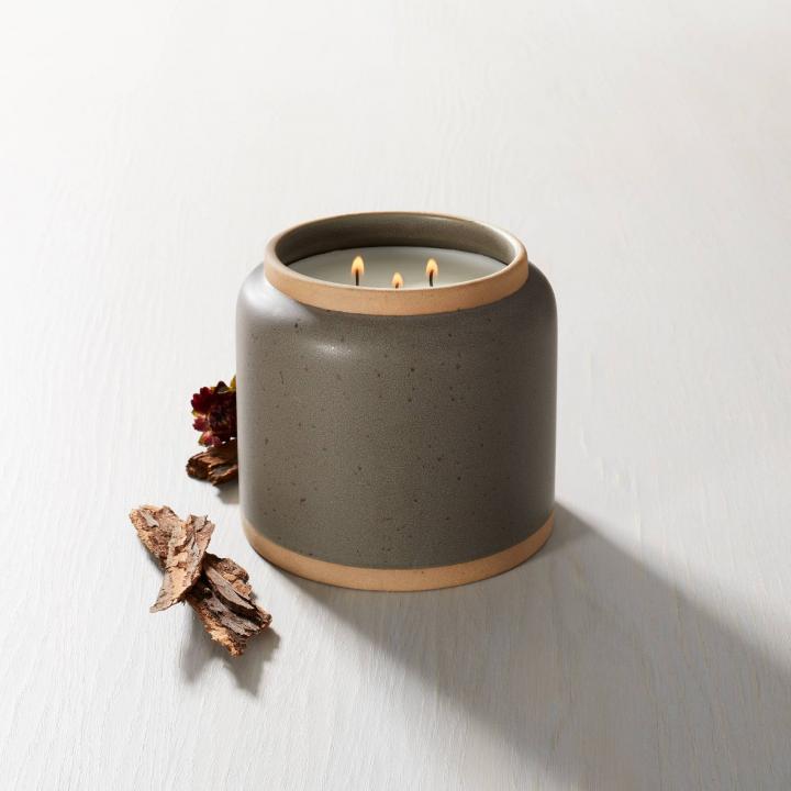 Woodsy-Candle-Smoked-Woods-Speckled-Ceramic-Seasonal-Candle.jpg