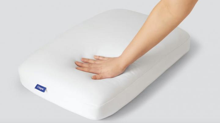 For-Good-Night-Sleep-Casper-Memory-Foam-Pillow-With-Snow-Technology.png