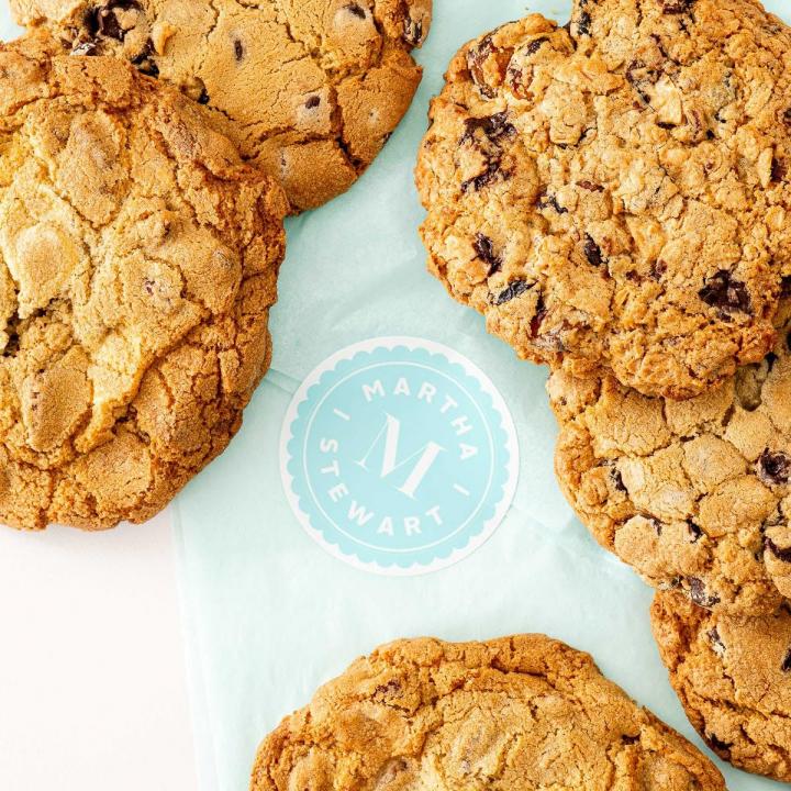 For-Cookie-Lovers-Martha-Favorite-Giant-Cookies-by-Martha-Stewart.jpg