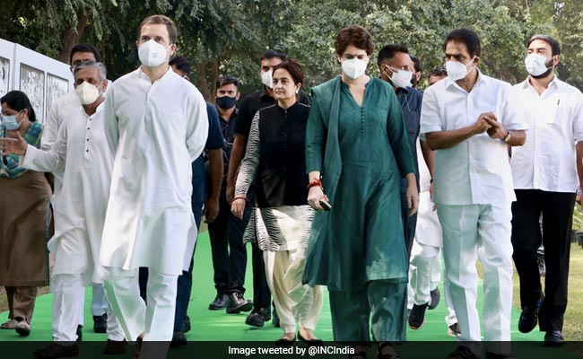 rdnt31sk_rahul-priyanka-650_625x300_13_October_21.jpg