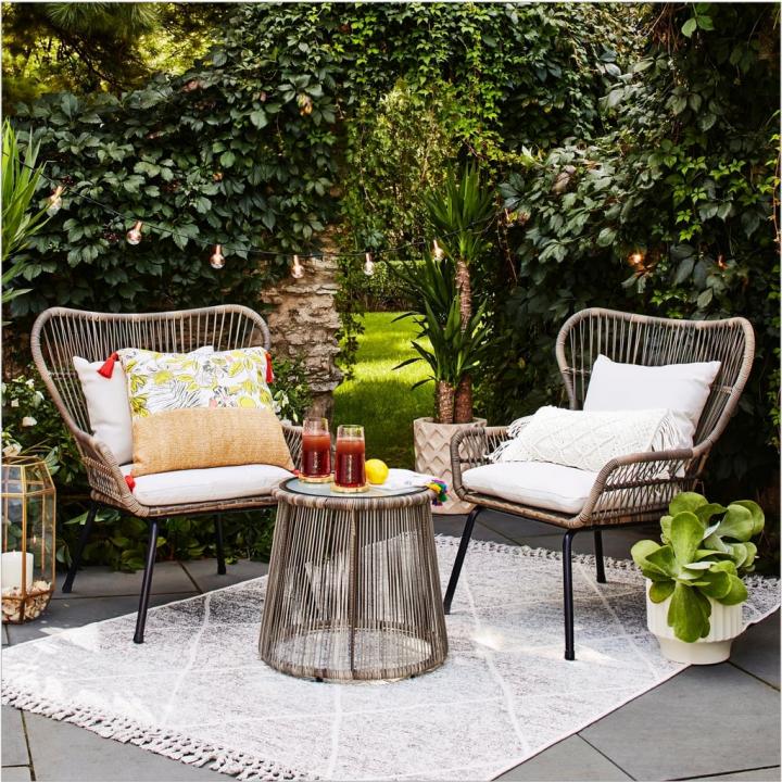 Wingback-Patio-Set-Latigo-Rattan-Patio-Chat-Set.webp