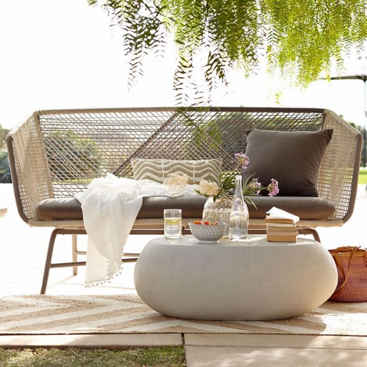 Geometric-Sofa-West-Elm-Huron-Outdoor-Sofa.jpg