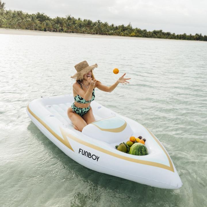 Sail-Away-Funboy-Yacht-Pool-Float.png
