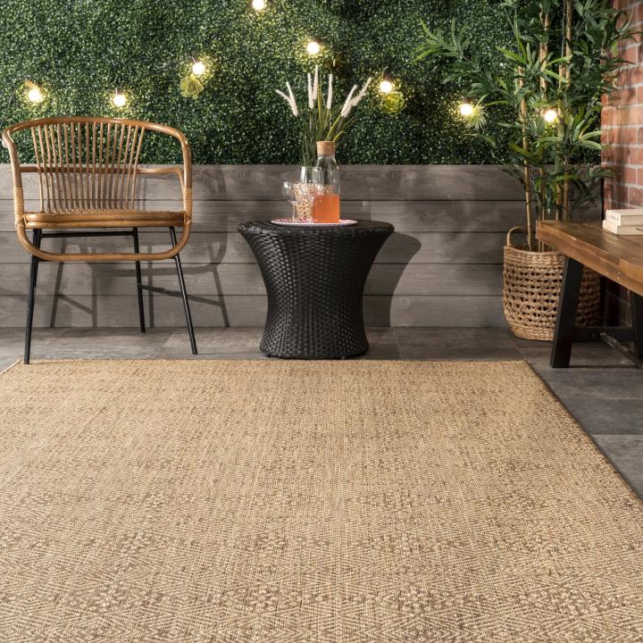 Best-Neutral-Rug-Roselyn-Geometric-IndoorOutdoor-Area-Rug.webp