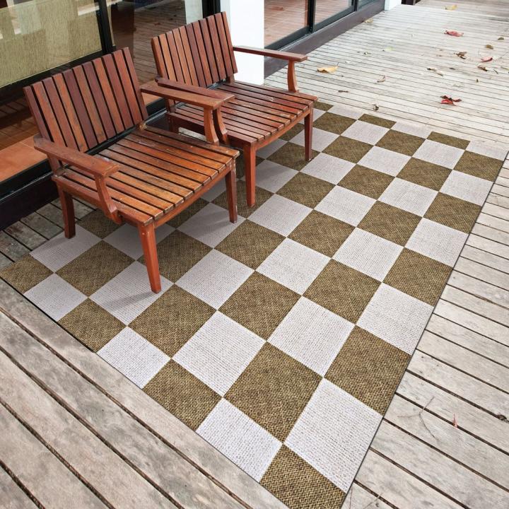 Best-Checkered-Rug-Jemotte-Checkered-Needlepunch-IndoorOutdoor-Area-Rug.webp
