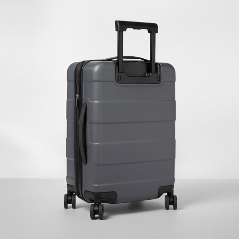 Travel-Hardside-Carry--Spinner-Suitcase.jpeg