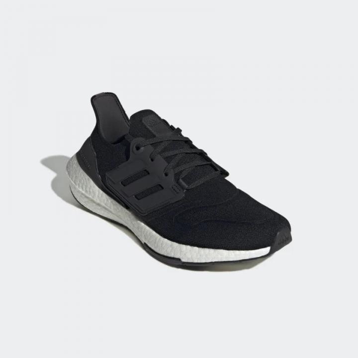 Stylish-Father-Day-Gift-Adidas-Men-Ultraboost-22-Running-Shoe.webp