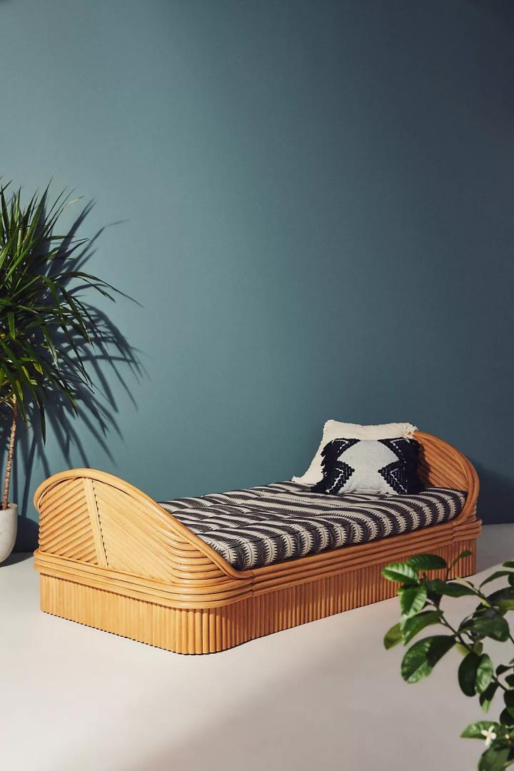Outdoor-Daybed-Breeze-Rattan-Daybed.webp