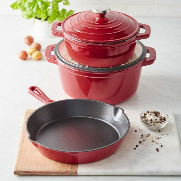 Cast-Iron-Cookware-Sur-La-Table-Cast-Iron-Set-5-Pieces.png