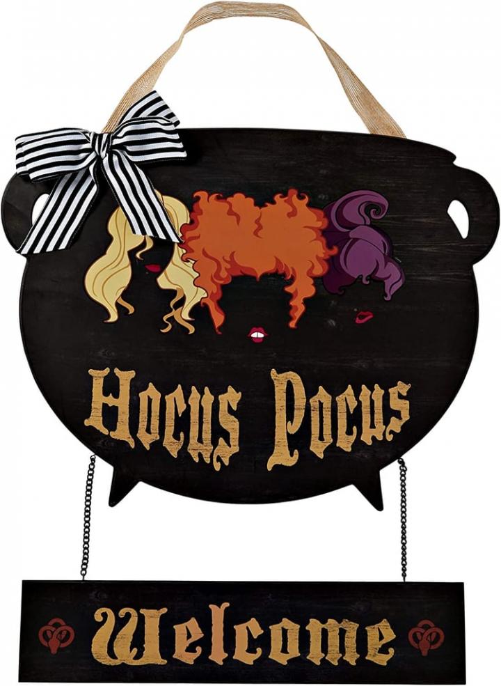 Hanging-Decor-Spirit-Halloween-Hocus-Pocus-Cauldron-Wreath.jpg