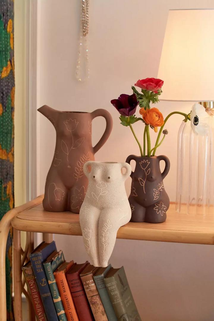 Feminine-Vase-Leggy-Lady-Vase.webp
