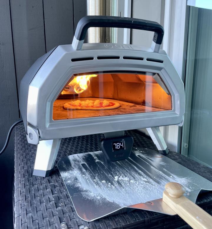Foodie-Couple-Initial-Thoughts-on-Ooni-Pizza-Oven.jpg