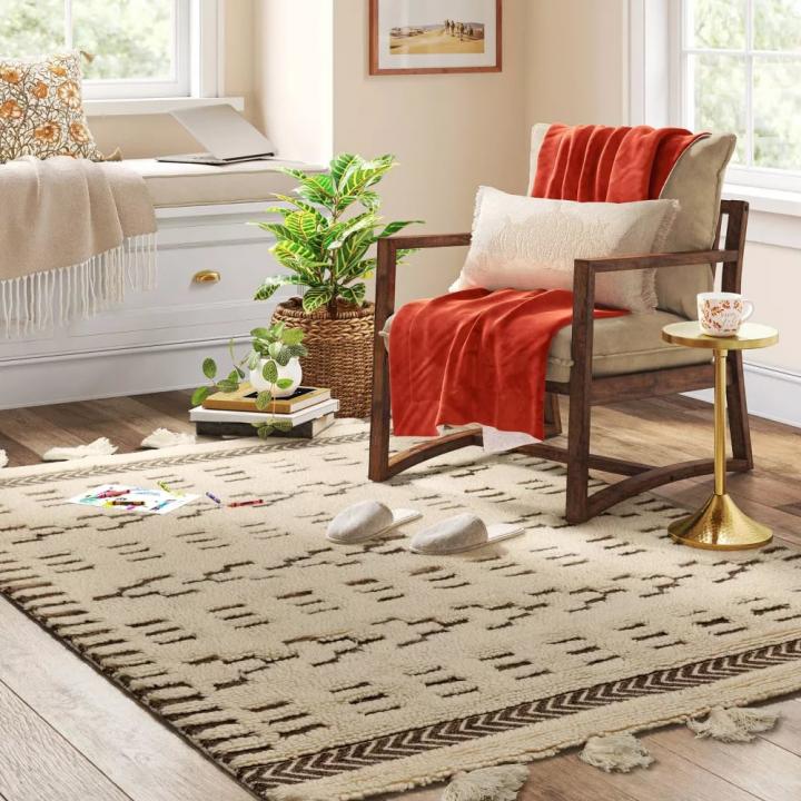 Rug-With-Tassels-Threshold-Hand-Tufted-Geo-Wool-Shag-Area-Rug.webp