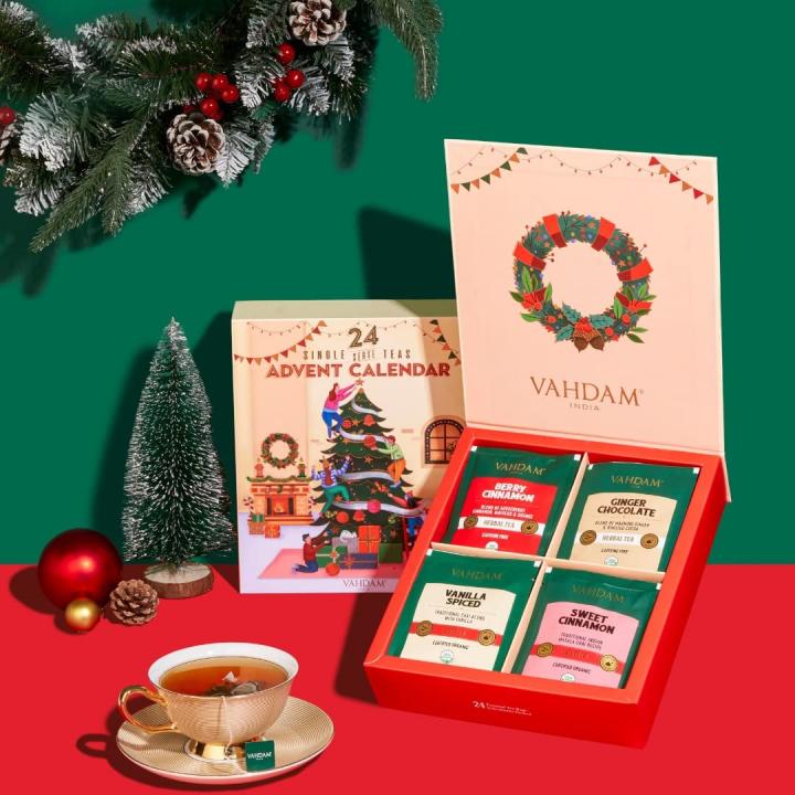 Gift-For-Tea-Lovers-Vahdam-Tea-24-Bags-Advent-Calendar-in-Holiday-Gift-Box.jpg