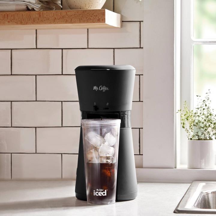 For-Iced-Coffee-Fans-Mr-Coffee-Iced-Coffee-Maker-With-Reusable-Tumbler-Coffee-Filter.jpg
