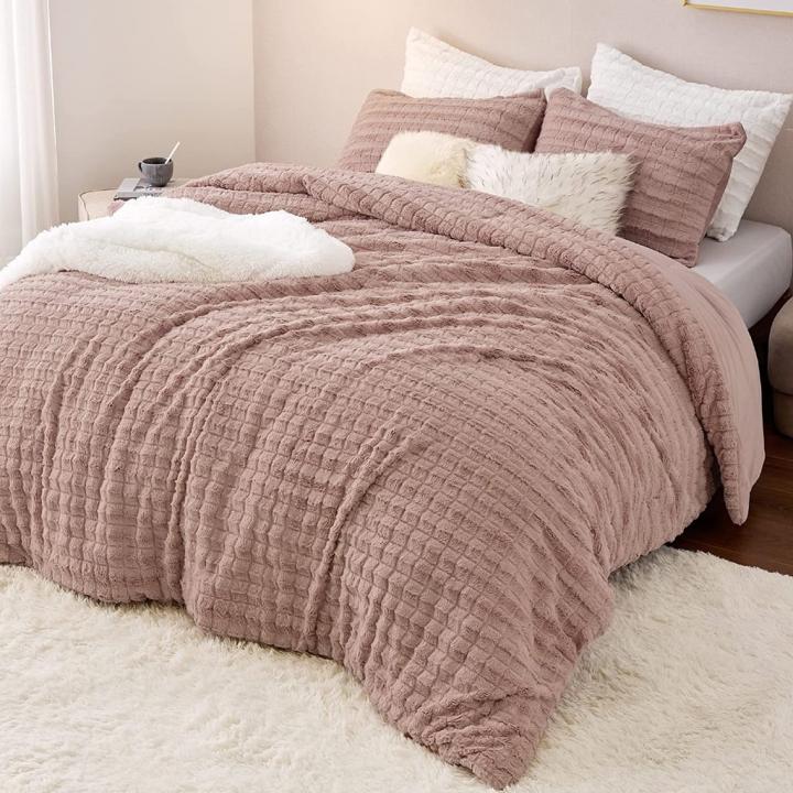 Comfy-Bedding-Bedsure-Fluffy-Comforter-Set.jpg