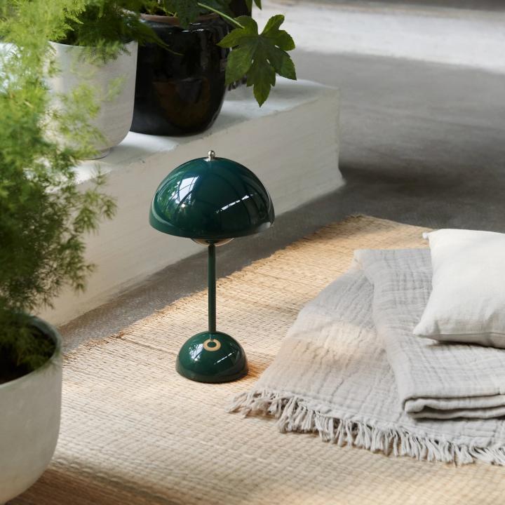 Best-Cordless-Lamp-Flowerpot-VP9-Portable-Table-Lamp.webp