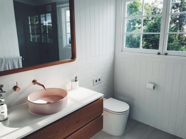 Spring-Cleaning-Checklist-Bathroom.jpg
