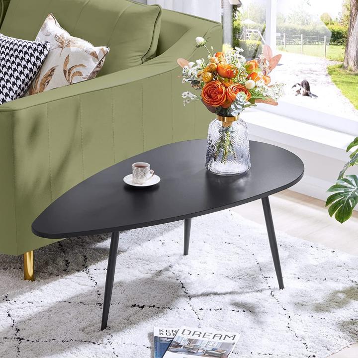 Best-Triangle-Shaped-Coffee-Table.jpg