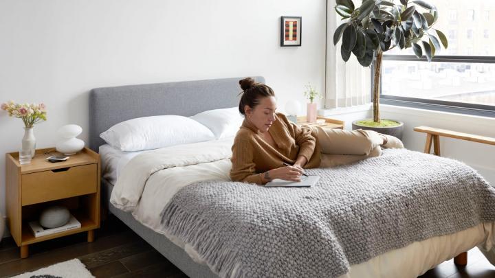 Best-Bedroom-Furniture-Upholstered-Bed-Frame.webp
