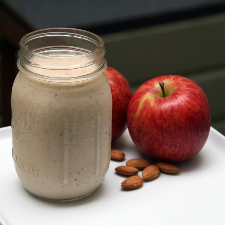 Almond-Apple-Smoothie.jpg