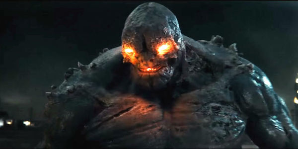 New Batman V Superman Video Shows The Big Doomsday Battle Being Filmed