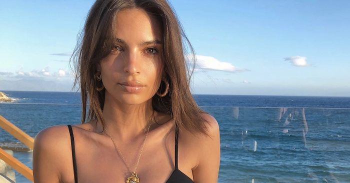 EmRata's Affordable Sneakers-and-Dress Combo Just Confirmed Tomorrow's Outfit