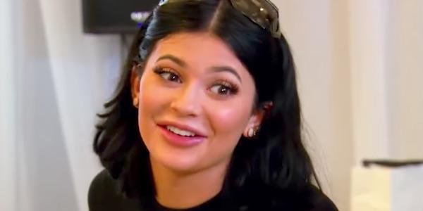 Kylie Jenner Looks Like A Totally Different Person After Removing Her Lip Filler