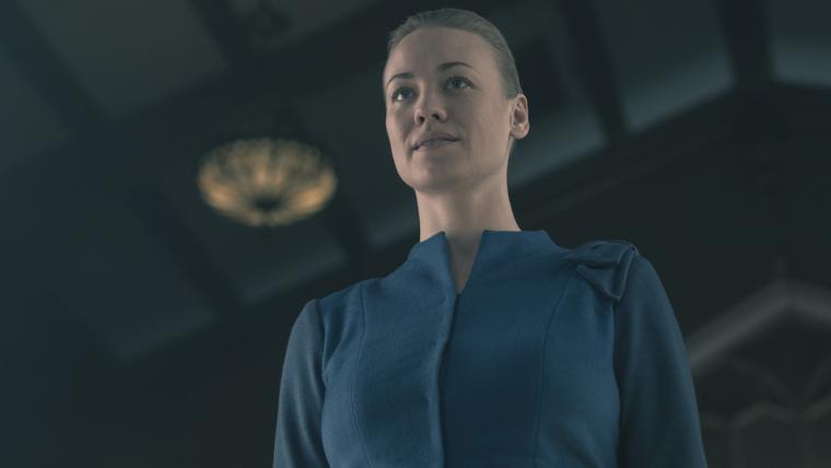 'Handmaid's Tale': Yvonne Strahovski on Season 2 Finale's "Moment of Complete Loss"