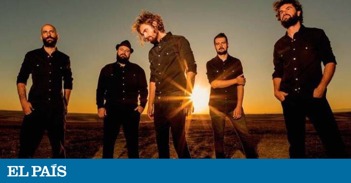 Música, mar y puesta de sol