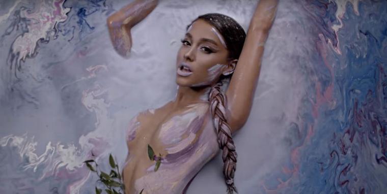 Ariana Grande is Getting Her Own Lush Bathbomb