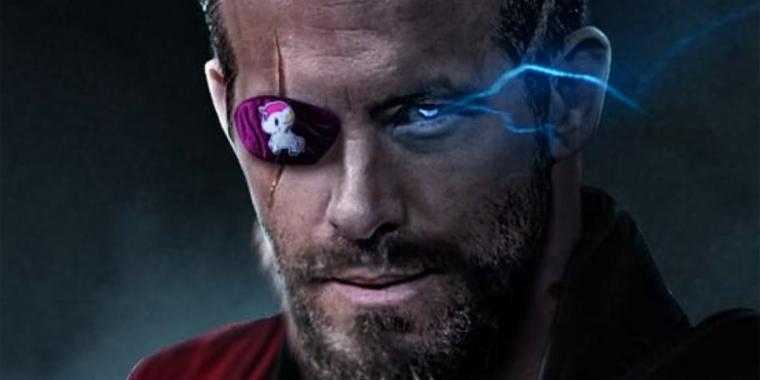 Chris Hemsworth Reimagined as Deadpool & Ryan Reynolds as Thor in Fan Art