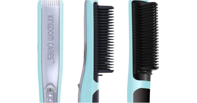 This $30 Straightening Brush Is Getting Fantastic Amazon Reviews Because It's So Easy to Use