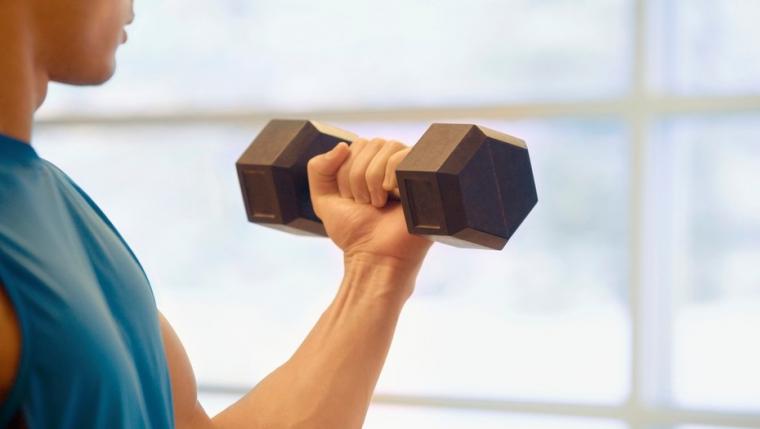 Afirman que entrenar la fuerza muscular es bueno para el corazón