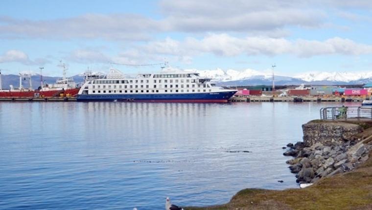 Con buenas expectativas, arrancó la temporada de cruceros en Ushuaia