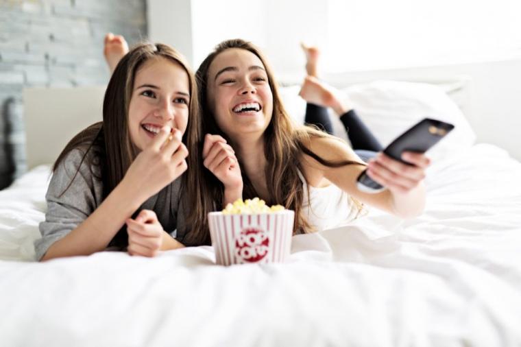teens-watching-movie-1024x682.jpg