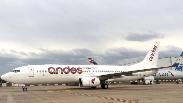 La aerolínea Andes se reduce por la crisis: cancela rutas y tendrá menos aviones