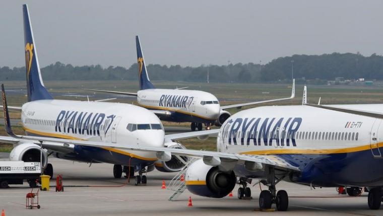 Dos aviones de Ryanair casi chocan en el aire cerca de Pamplona