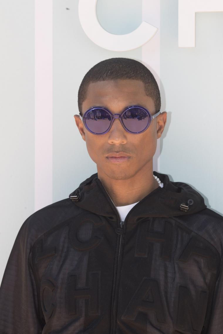 pharrell-williams-attends-the-chanel-cruise-2018-19-replica-news-photo-1055749626-1541194109.jpg?crop=1xw:1xh;center,top&resize=480:*