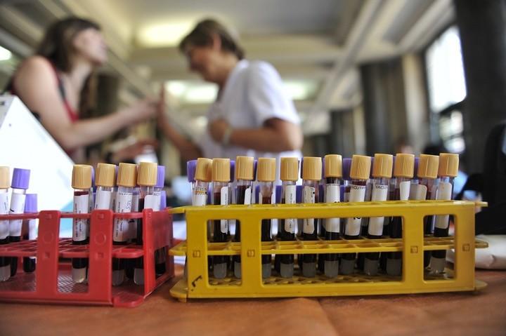 "No esperes a que te lo pidan", la consigna para aumentar el número de donantes voluntarios de sangre