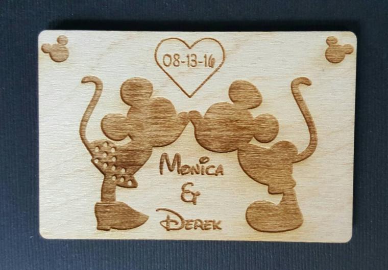 Mickey-Minnie-Mouse-Wedding-Favor-Magnets.jpg