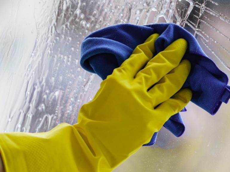 cleaning-windows-1024x768.jpg