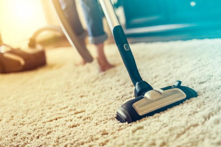 vacuuming-carpet-1024x682.jpg