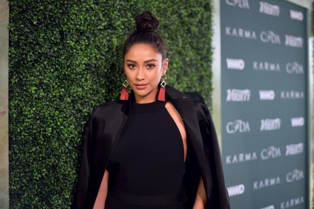 Loved Pretty Little Liars? Then You'll Be Obsessed With Shay Mitchell's "Scary" New Show