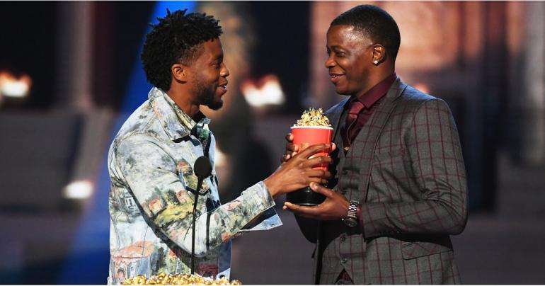 Chadwick Boseman Gives His "Best Hero" Award to Real-Life Hero James Shaw Jr.