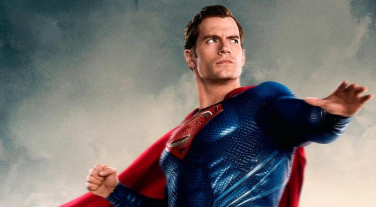 Henry Cavill Shares BTS Video of Superman Flight Set to Christoper Reeve Theme