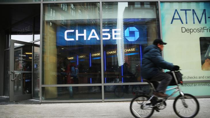 Do more people want online-only banks? Chase thinks so